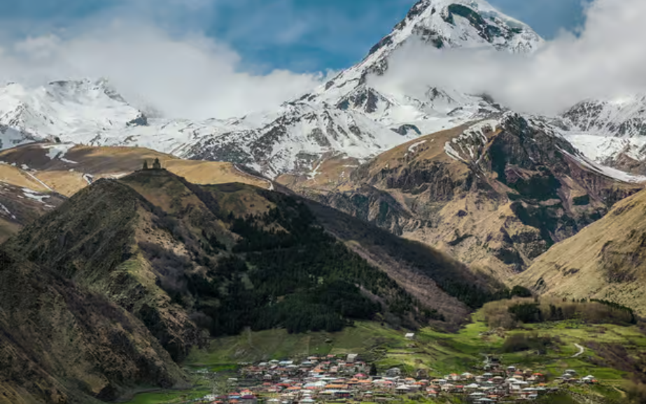 Kazbegi National Park (Stepantsminda), Kazbegi, Mtskheta-Mtianeti, Georgia